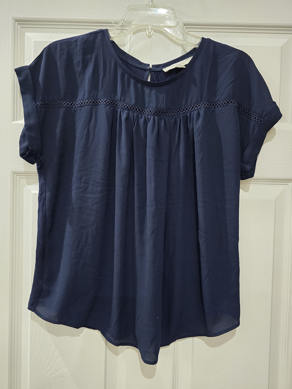 Loft Women's Navy Short-Sleeve Pleated Blouse Size M OFFERS WELCOME!!!